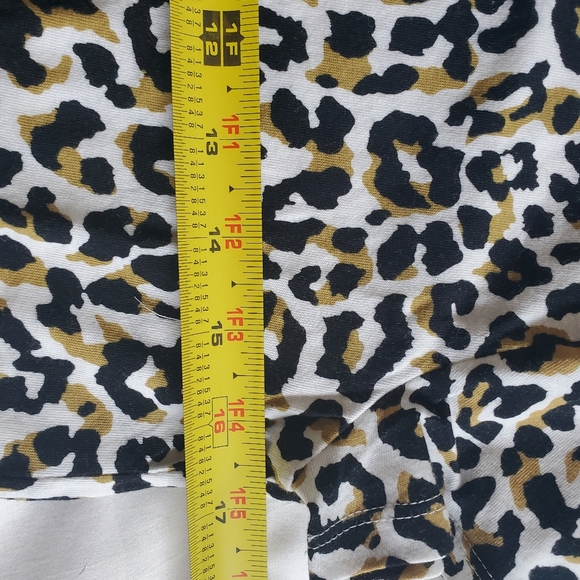 NWT J.Crew Animal print studio tee-Small - Picture 8 of 10